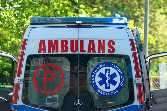 tył ambulansu