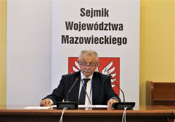 Przewodniczący komisji edukacji Krzysztof Skolimowski