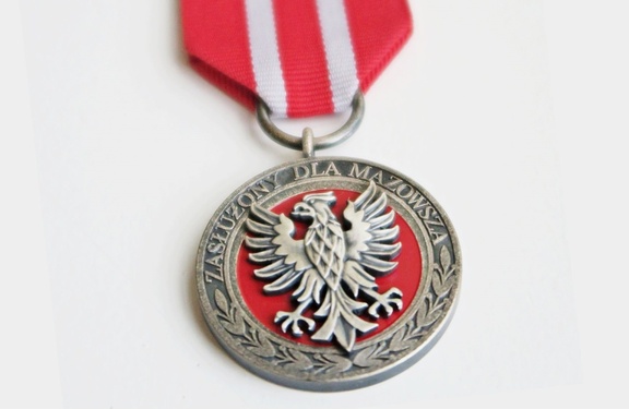 Srebrna odznaka z orłem białym