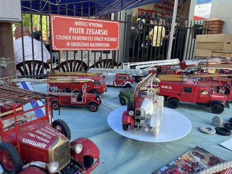 Atrakcją obchodów była wystawa modeli pojazdów pożarniczych 